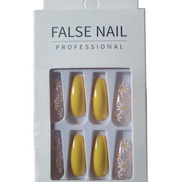 24pcs Yellow & White Flowers Press On Nails - Picture 4 of 4